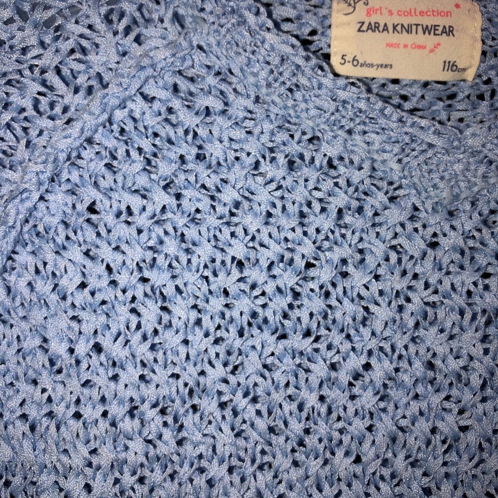Beautiful sweater - Picture 2 of 2
